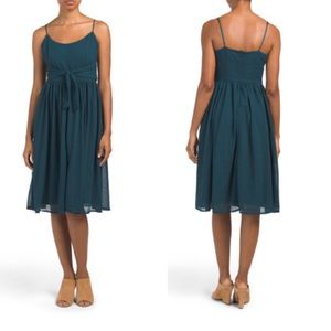 Juniors embroidered knit dress